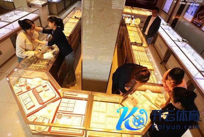 图片开头：视觉中国